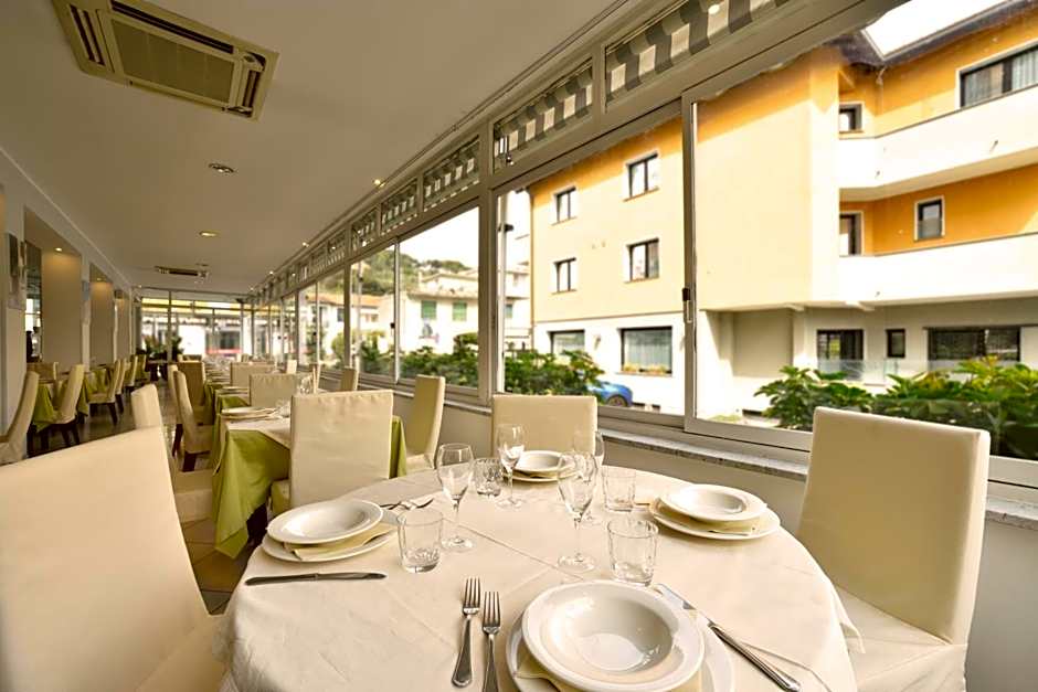 Hotel Ristorante La Marina Mhotelsgroup