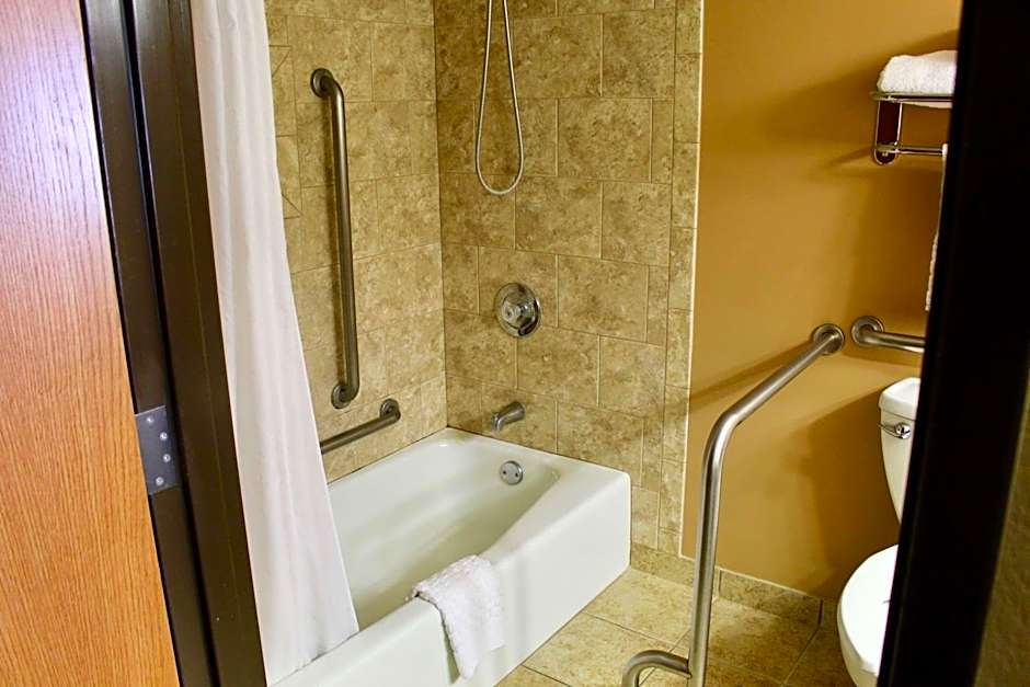 Best Western Plus Dakota Ridge