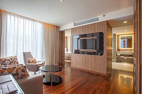 Family Suite with Lounge Access