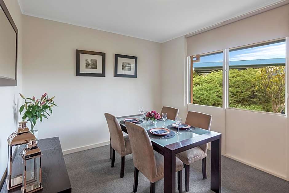 Dorset Gardens Hotel