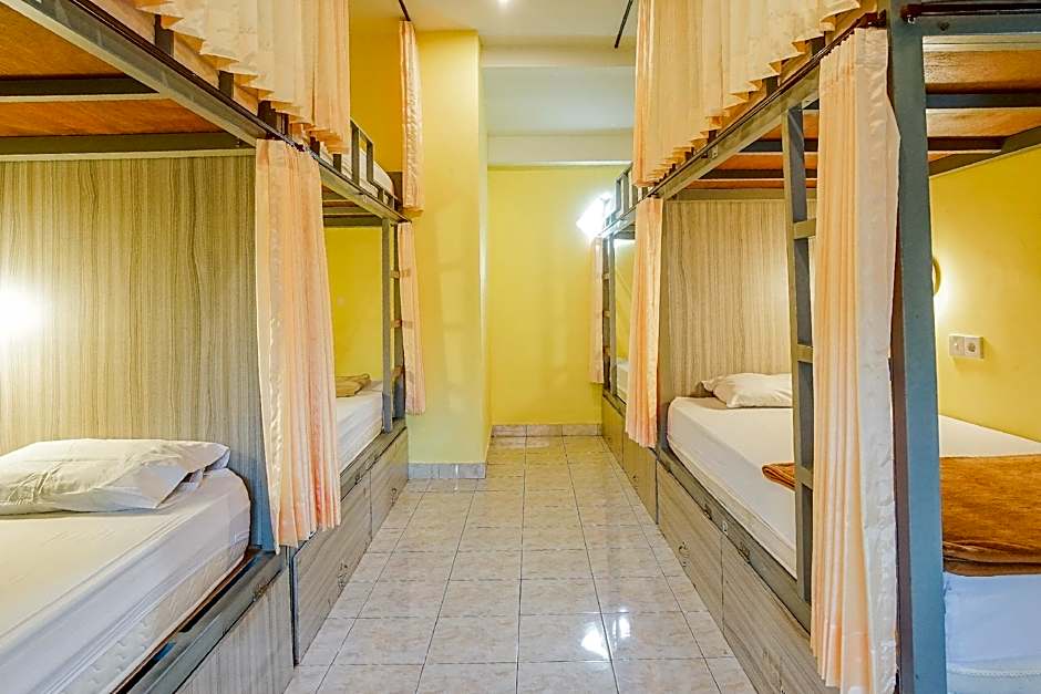 Kememai Hostel