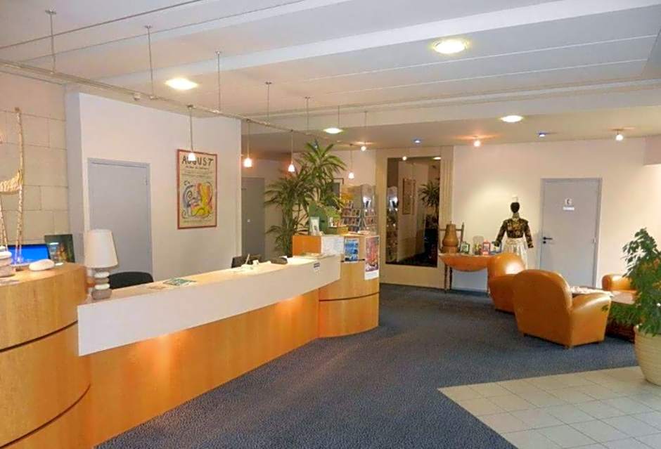 Hôtel Dupleix - Hyper centre - Réouverture