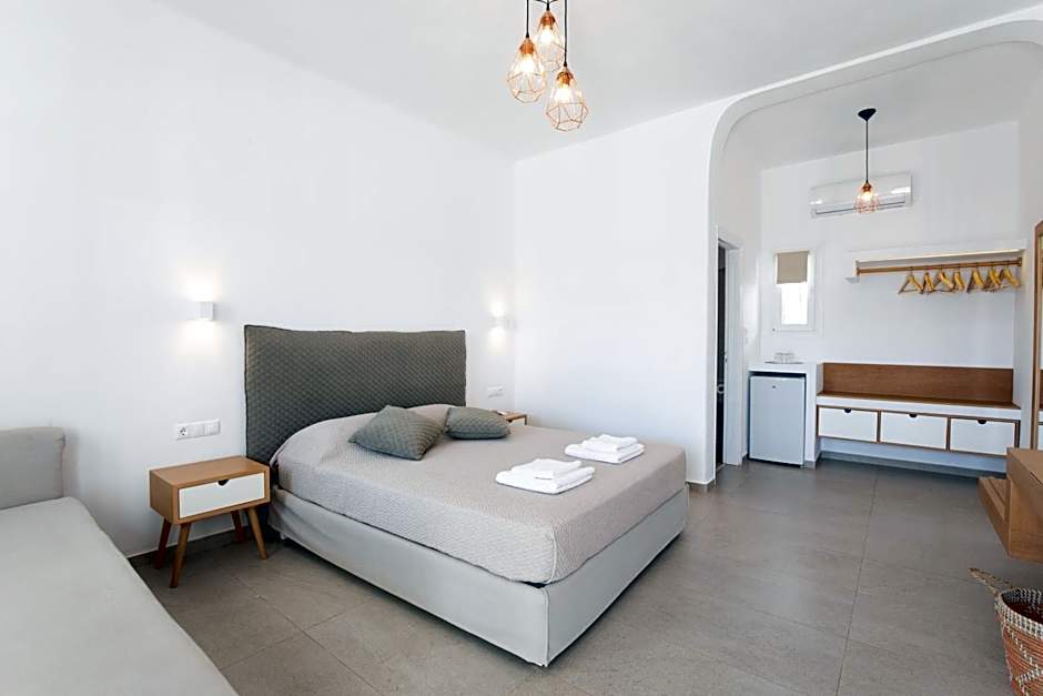 Agia Anna Beachfront Boutique