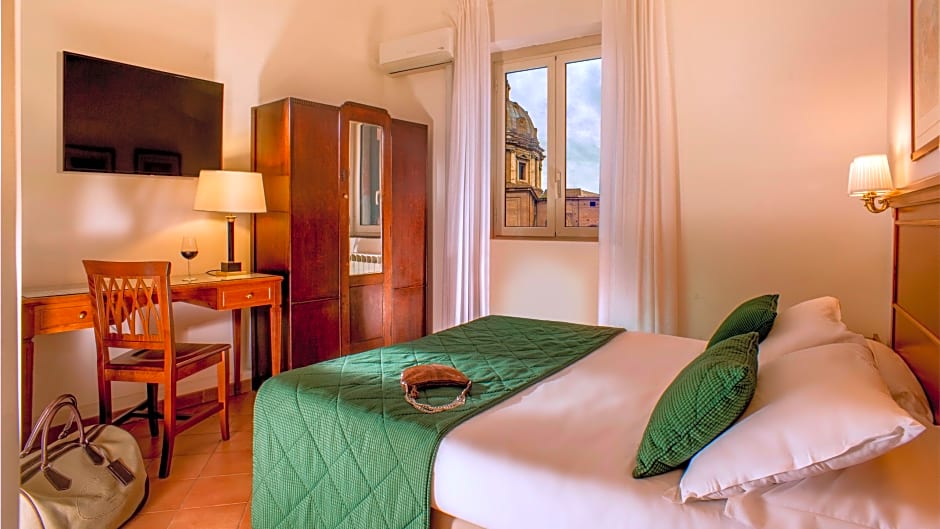 Hotel Sole Roma
