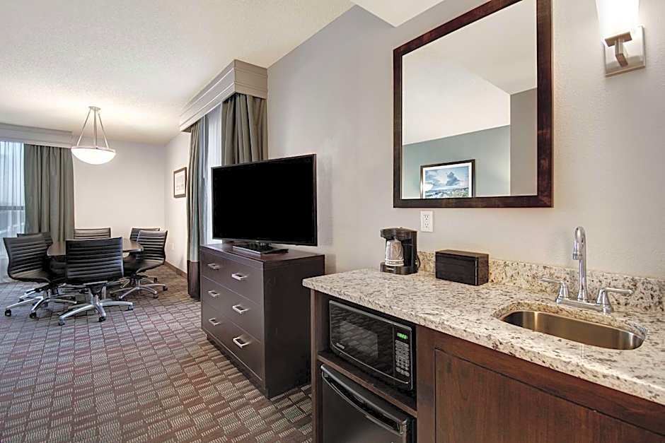 Embassy Suites by Hilton Jacksonville Baymeadows