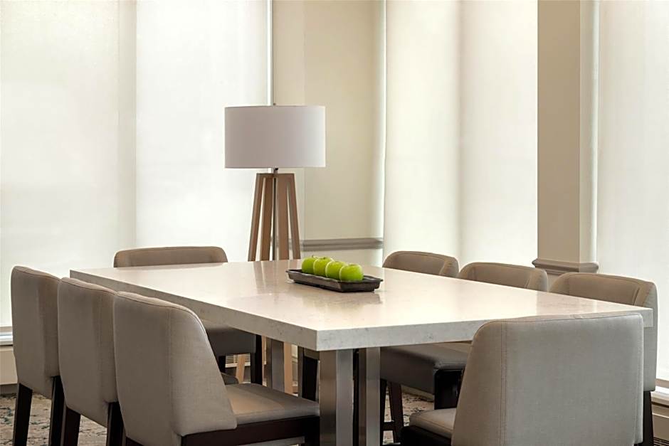 Hilton Garden Inn Cleveland Airport