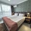 Avenue Aparthotel