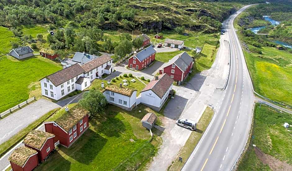 Kongsvold Fjeldstue by Frich`s