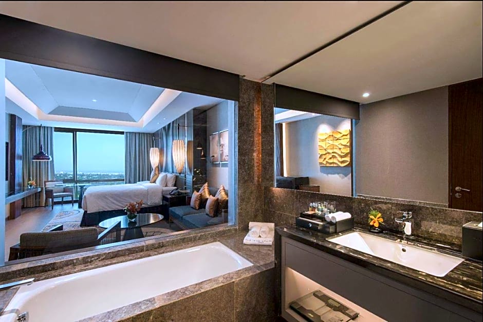 Sedona Hotel Inya Wing