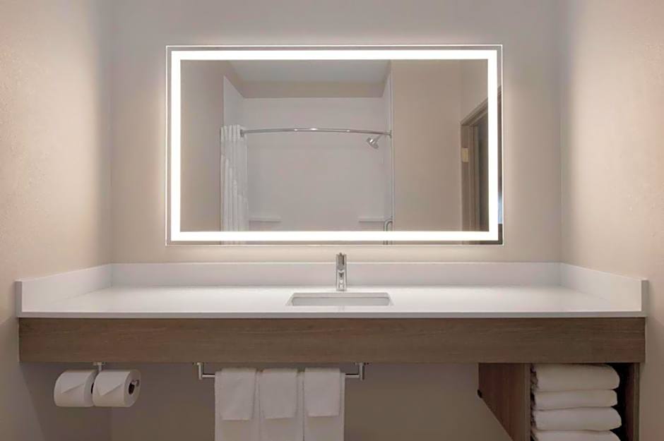 Holiday Inn Express Montgomery East I-85 By IHG