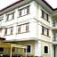 Metro Vigan Inn Bed & Breakfast Hotel