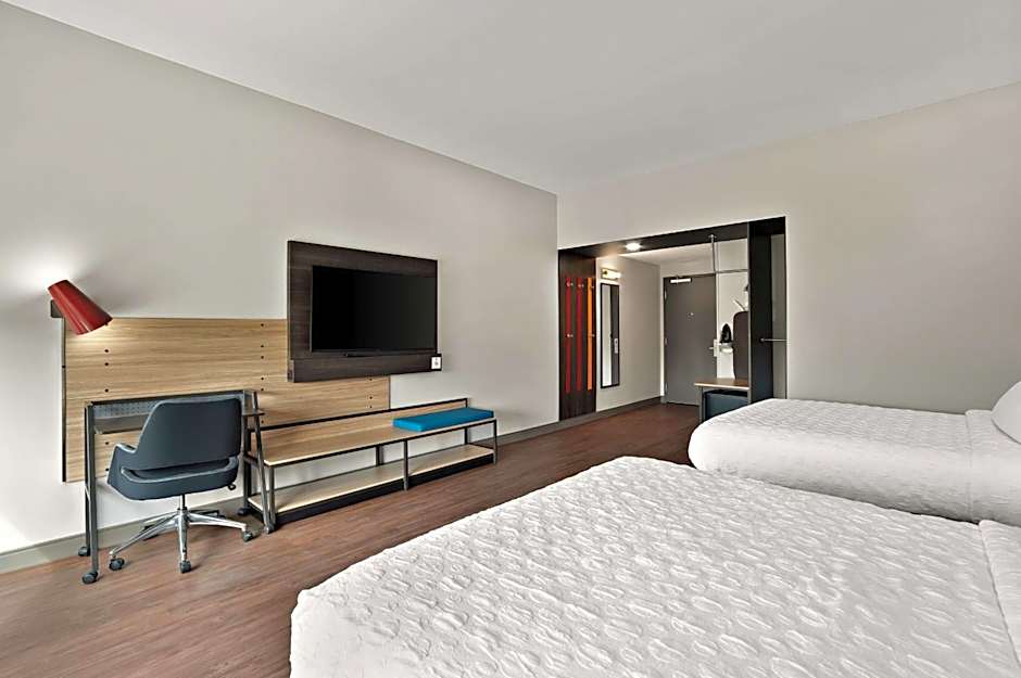 Tru by Hilton Santee