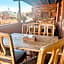Sunny Guest House and Cafe