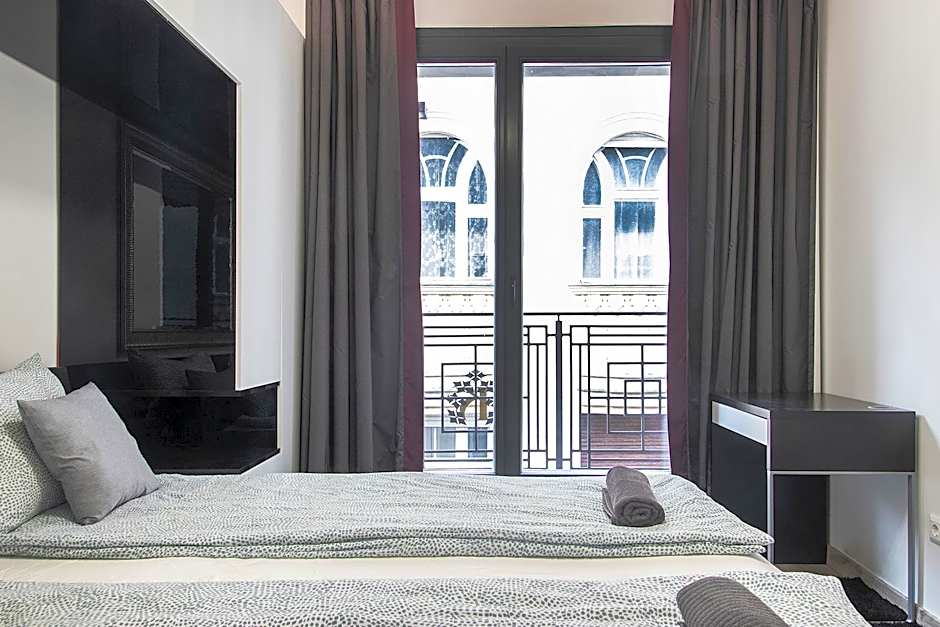 Chill 'N' Joy Boutique suites