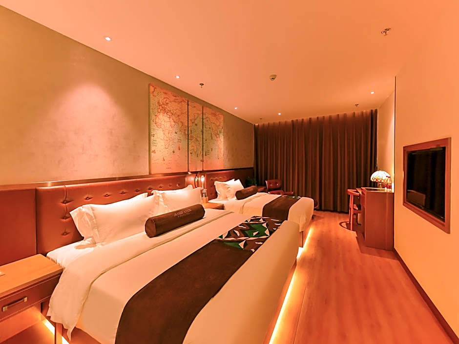James Joyce Coffetel Shijiazhuang the Mixc Jinyuan Tower Airport Bus