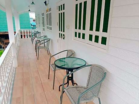 Queen Room with Balcony