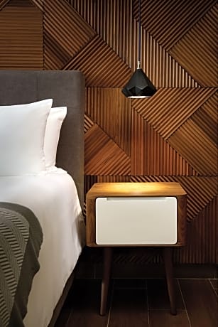 Junior Suite King Size Bed