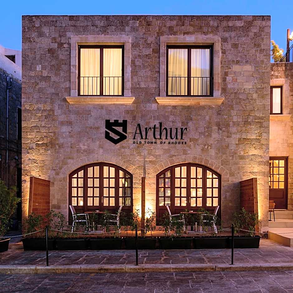 Arthur Suites in Old Town