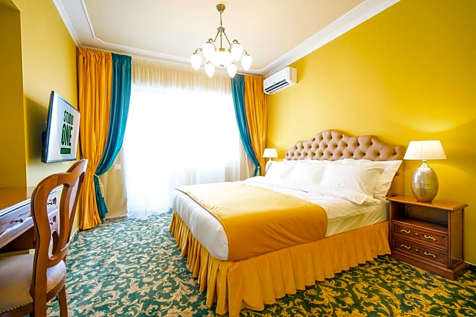 Studio One Accommodation Suites