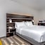 Holiday Inn Express & Suites Morristown By IHG