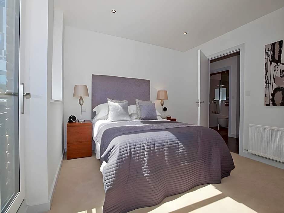 One White's Row Apartments