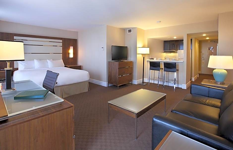 Le Cantlie Suites Hotel