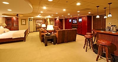 Pier 5 Hotel Baltimore