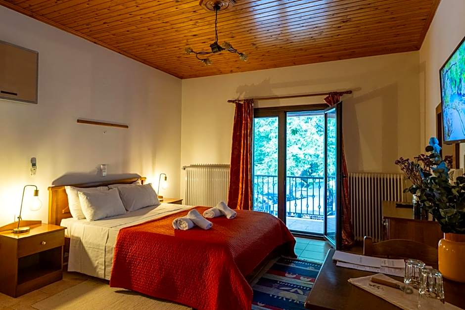 Mountain Hotels "Aroanides"