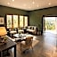 Bungaport Luxury Bungalows&Suits
