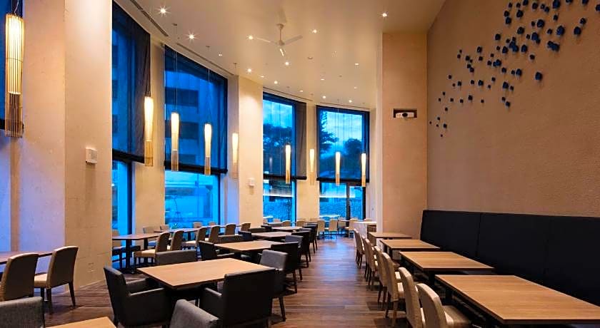 JR Kyushu Hotel Blossom Naha