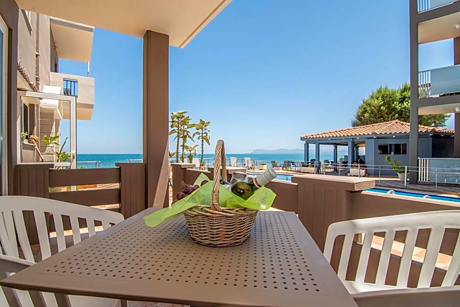 Girogiali beach hotel - Adults only