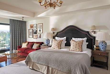 Luxury King Room - Braids Wing