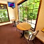 Candlewick Inn and Suites