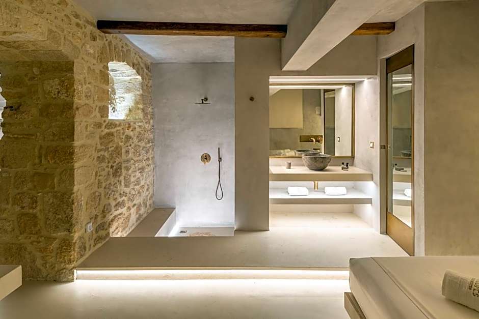 Inotropes Boutique Suites - Adults Only