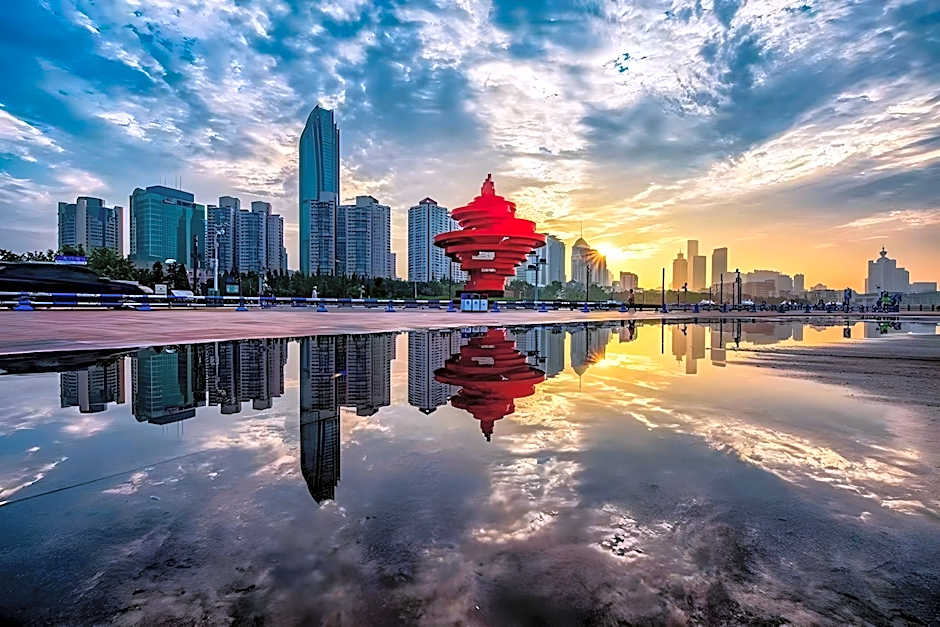 Grand Madison Qingdao Harbour-view Central（Former Qingdao Farglory Hotel）