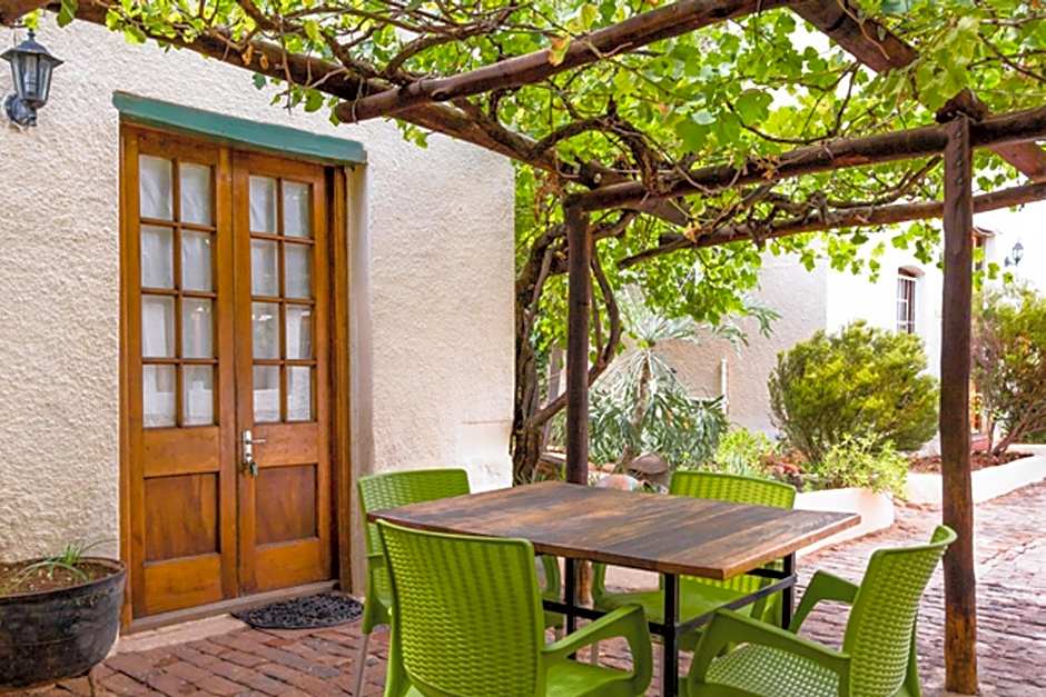 NANNA ROUS' TOWN HOUSE