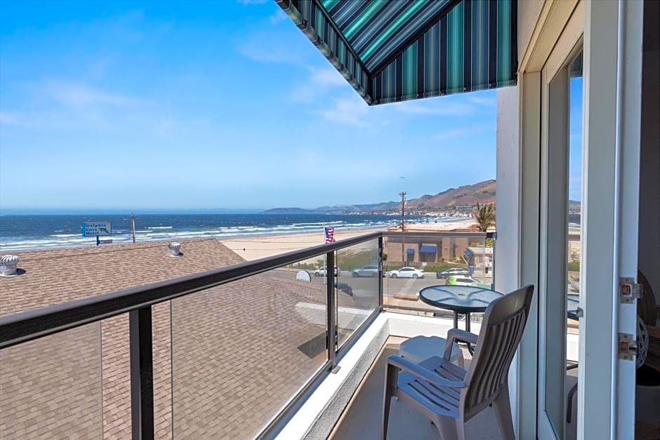 Beach House Inn & Suites