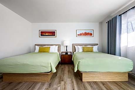 Queen Room