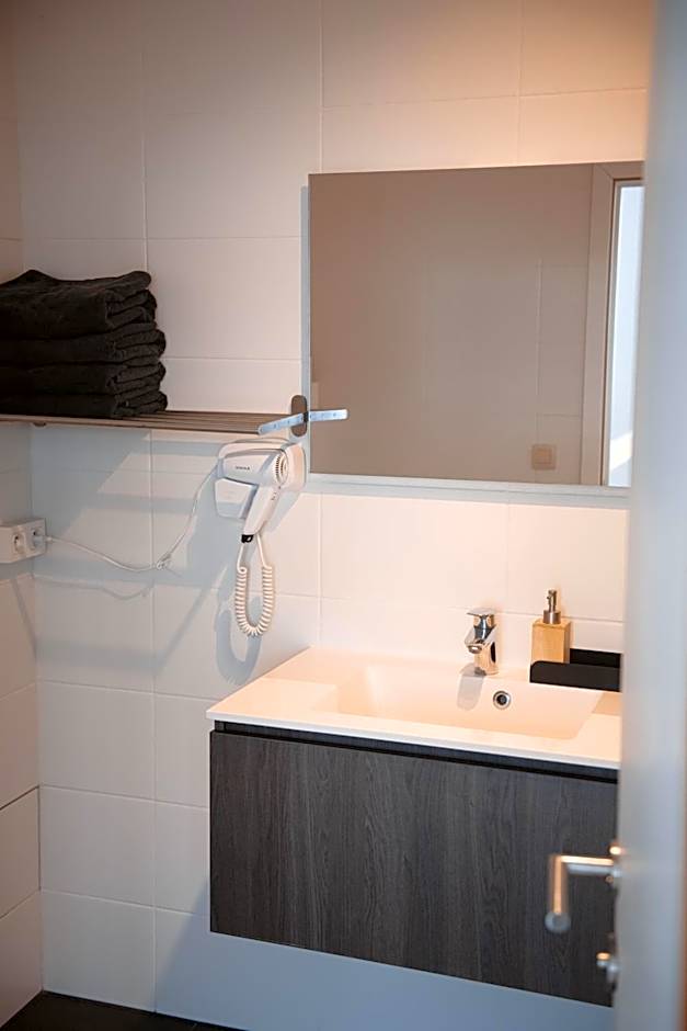 K&Y suite 1 Brussels airport 500m!