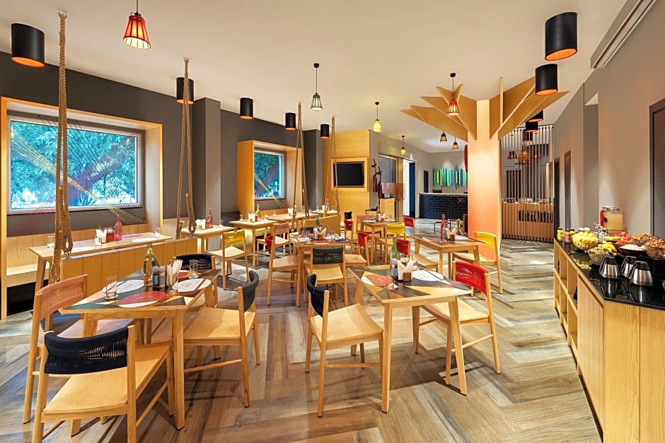 Ginger Noida, Sector 63