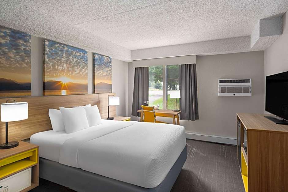 Days Inn & Suites by Wyndham Bozeman