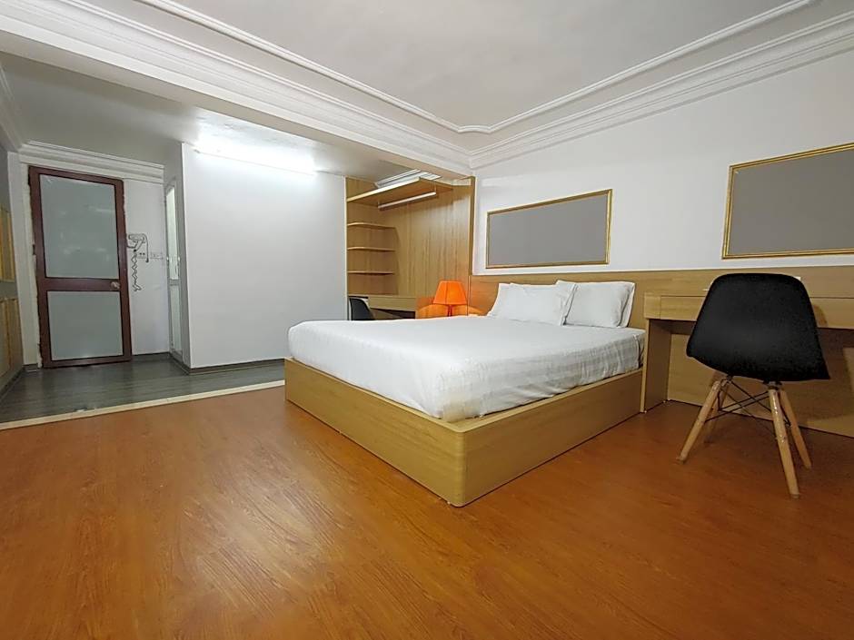 Hanoi Discovery Hotel