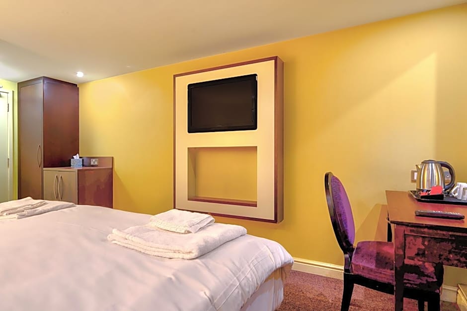 Manchester Airport Stanley Hotel by Belvilla