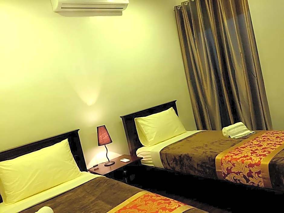 Jo Carter's Hotel & Suites Angeles City