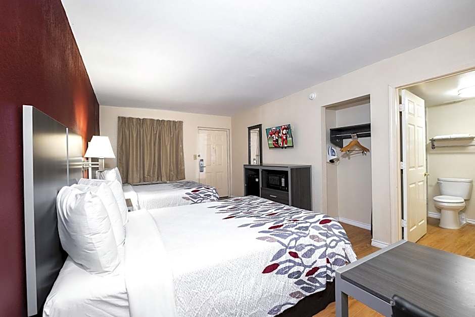 Red Roof Inn Houston North - FM1960 & I-45