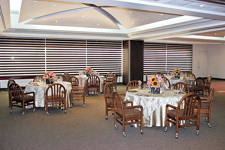 San Juan Park Hotel