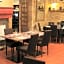 Logis Hotels- Auberge de la Tour - Hôtel et restaurant