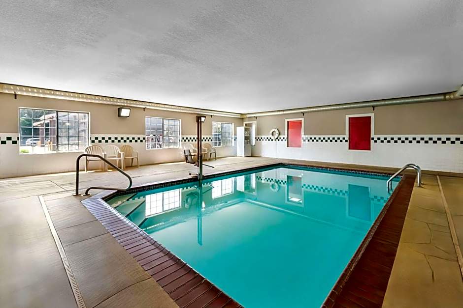 Country Inn & Suites by Radisson, Hot Springs, AR