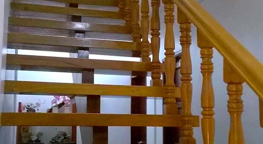 Meaco Royal Hotel Anilao