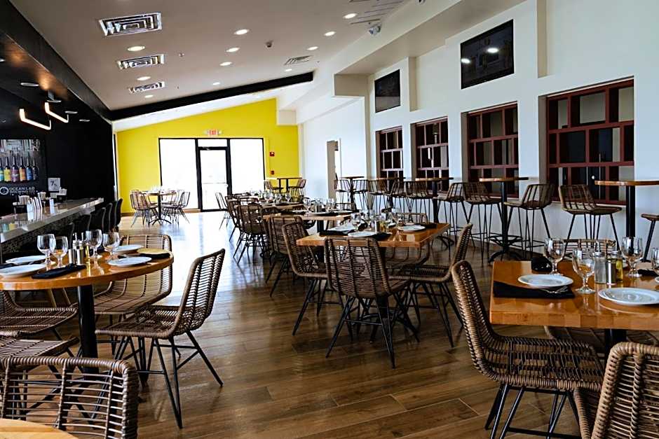 Holiday Inn Ponce & El Tropical Casino By IHG